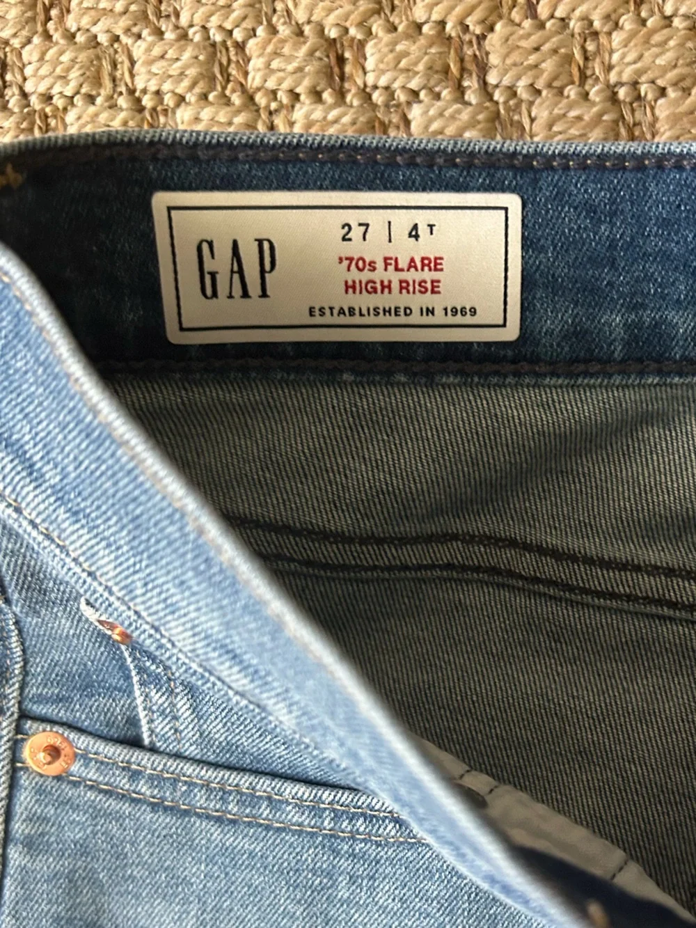 Gap ‘70s Flare High Rise Two-Tone Patchwork Colorblock Blue Denim Jeans Tall